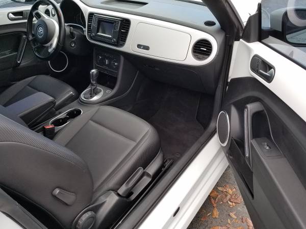 2016 WHITE VW BEETLE CONVERTIBLE for sale in Costa Mesa, CA – photo 18