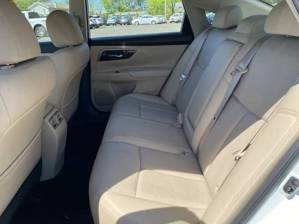2015 Nissan Altima 2 5 SL Sedan - - by dealer for sale in Patchogue, NY – photo 8