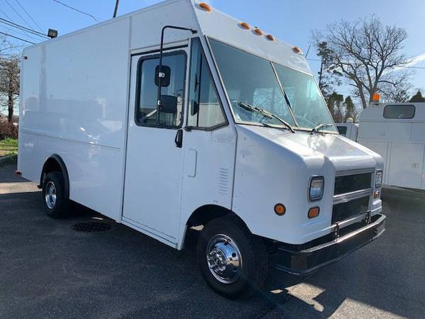 2001 Ford E-350 12 FOOT STEPVAN 17, 000 MILES MULTIPLE - cars & for sale in Other, District Of Columbia – photo 3