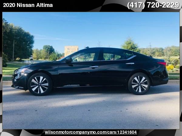 2020 Nissan Altima 2.5 SL Leather Roof back Up Brand New Top dollar... for sale in Springfield, MO – photo 6