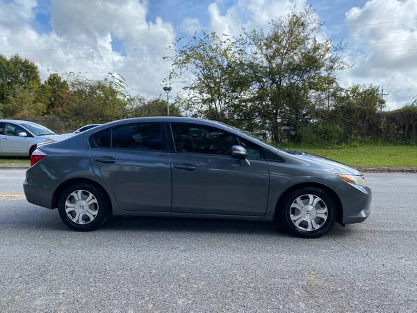 12 Honda Civic Hybrid VEHICLE IN MINT CONDITION-WE DONT CHARGE... for sale in Gainesville, FL – photo 4