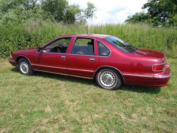 1995 Chevrolet Caprice Classic - cars & trucks - by owner - vehicle... for sale in Milford, NY – photo 4