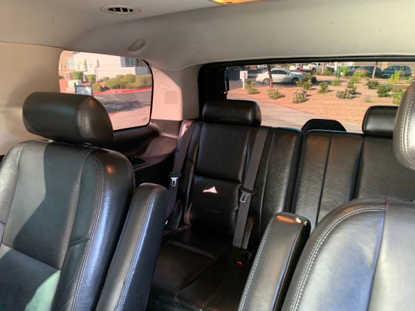 2010 Cadillac Escalade AWD - cars & trucks - by owner - vehicle... for sale in Henderson, NV – photo 7