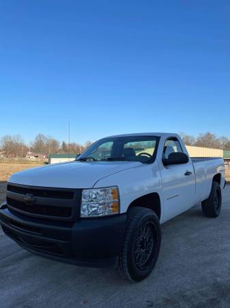 2011 Chevrolet Silverado 1500-GREAT TRUCK-CLEAN TITLE - cars & for sale in Mount Washington, KY – photo 12