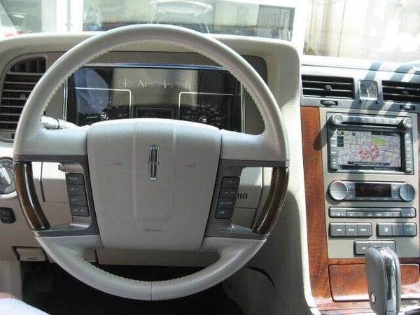 2012 Lincoln Navigator Base 4x4 for sale in Saint Louis, MO – photo 20