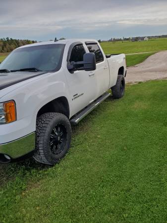2007.5 GMC duramax for sale in Reedsville, WI – photo 3