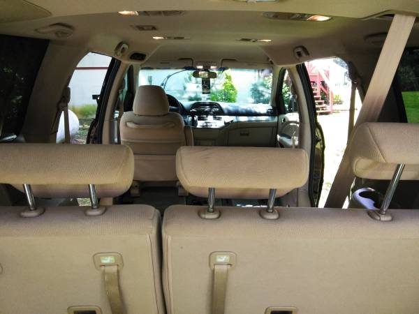 2007 Honda Odyssey (handicap) - cars & trucks - by owner - vehicle... for sale in Cartersville, GA – photo 4