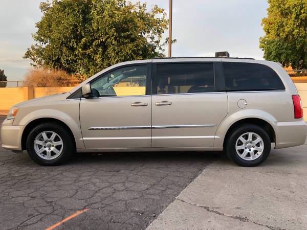 2013 Chrysler Town & Country (FINANCING AVAILABLE) for sale in Phoenix, AZ – photo 6