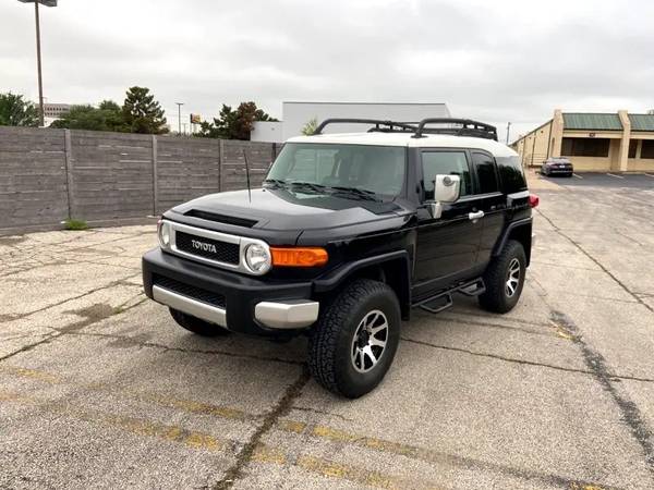 2-Owner 2007 Toyota FJ Cruiser 4x4 with Clean CARFAX for sale in Fort Worth, TX – photo 2