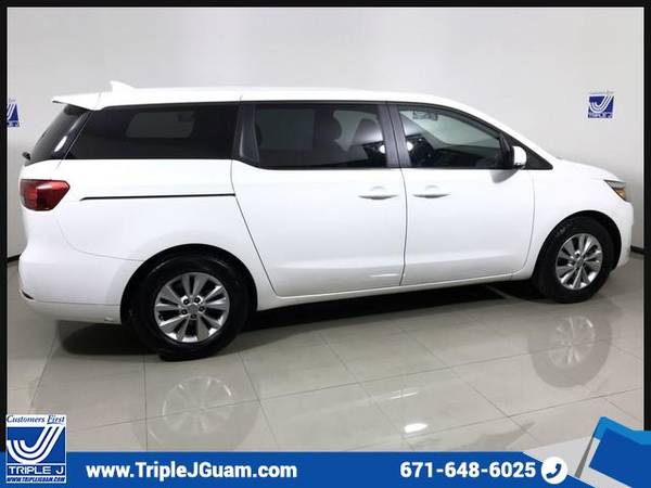 2016 Kia Sedona - - cars & trucks - by dealer for sale in Other, Other – photo 11