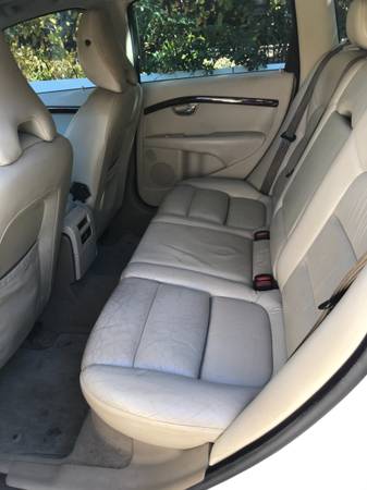 Volvo V70 For Sale - cars & trucks - by owner - vehicle automotive... for sale in Ramona, CA – photo 10