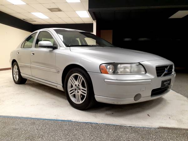 2006 Volvo S60....NICE....FULLY LOADED!!... - cars & trucks - by... for sale in Decatur, GA – photo 5