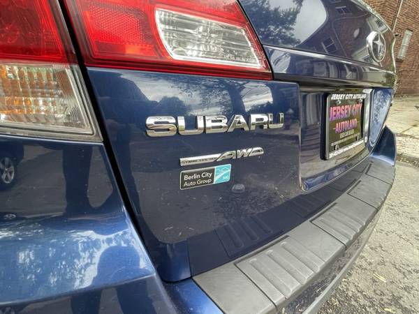 2010 Subaru Outback Ltd hatchback Azurite Blue Pearl for sale in Jersey City, NJ – photo 13