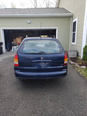01 Saturn wagon 3.0. rustfree and dentfree - cars & trucks - by... for sale in Vails Gate, NY – photo 3