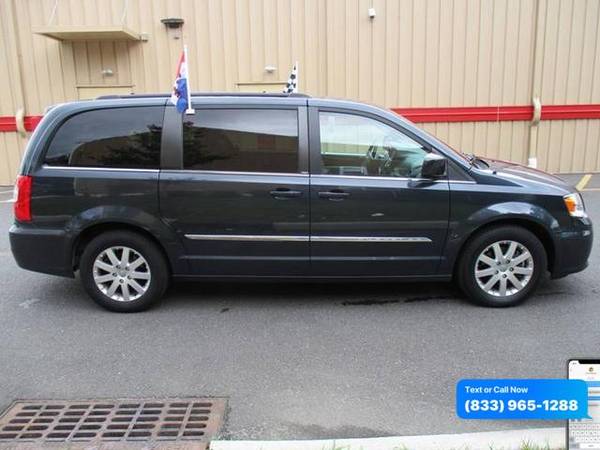 2013 Chrysler Town and Country Touring 4dr Mini Van $999 DOWN for sale in Trenton, NJ – photo 4