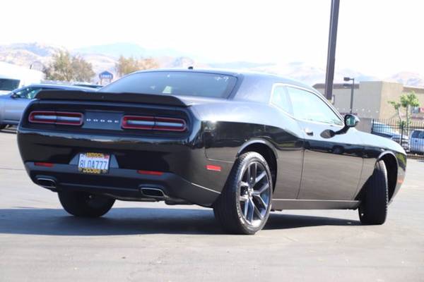 2019 Dodge Challenger SXT coupe Pitch Black Clearcoat - cars & for sale in Antioch, CA – photo 7