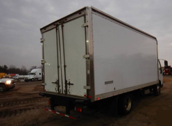 2015 HINO 195 - - by dealer - vehicle automotive sale for sale in Middletown, CT – photo 3