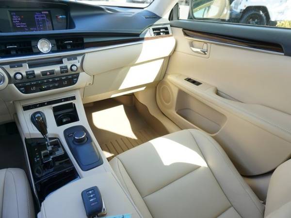 2013 Lexus ES 350 Base Sedan for sale in Sacramento , CA – photo 18