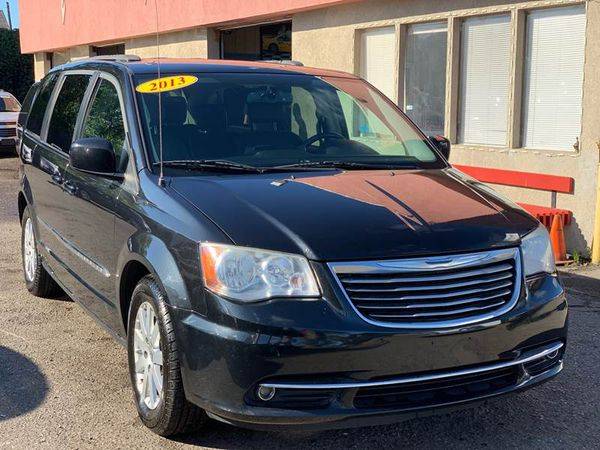 2013 Chrysler Town and Country Touring 4dr Mini Van BAD CREDIT for sale in Detroit, MI – photo 2