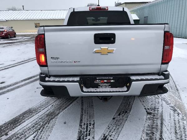 2018 Chevrolet Colorado Work Truck Crew Cab 4WD Long Box - cars & for sale in Middleton, WI – photo 6