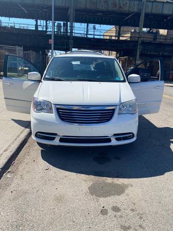 Chrysler town & country touring 2012 for sale in Brooklyn, NY – photo 3