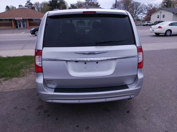 Chrysler town and country - - by dealer - vehicle for sale in Princeton, MN – photo 9