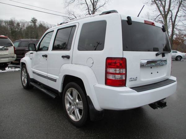 2012 Jeep Liberty 4x4 4WD Limited Jet Heated Leather Moonroof SUV for sale in Brentwood, ME – photo 6