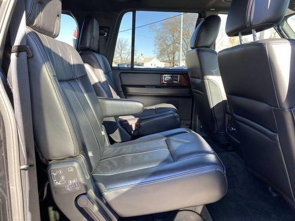 2017 Lincoln Navigator L Select Sport Utility 4D Family Owned!... for sale in Fremont, NE – photo 10