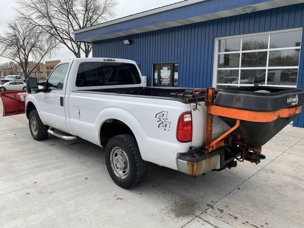 ★★★ 2012 Ford F-250 XL / 6.2L V8 4x4 / Boss Plow! ★★★ - cars &... for sale in Grand Forks, ND – photo 8