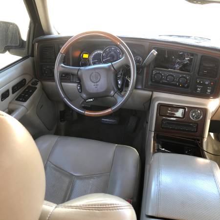 2002 Cadillac Escalade - cars & trucks - by owner - vehicle... for sale in Las Vegas, NV – photo 13