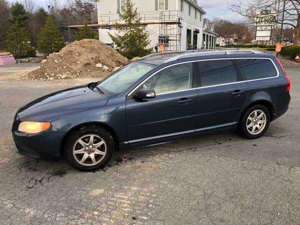 2008 Volvo V70, Runs and Drives Great! - cars & trucks - by owner -... for sale in Franklin, MA – photo 11