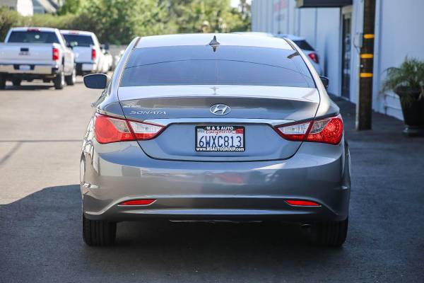 2013 Hyundai Sonata GLS sedan Harbor Gray Metallic for sale in Sacramento , CA – photo 4