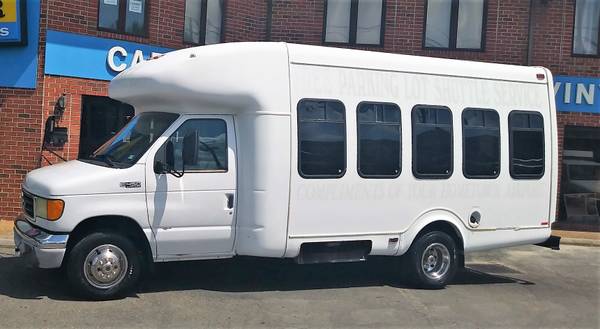 2003 FORD E-450 SHARTRANS SHUTTLE BUS - HALLOWEEN SPECIAL for sale in Richmond, District Of Columbia – photo 3