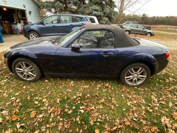2011 Mazda MX5 - cars & trucks - by owner - vehicle automotive sale for sale in West Olive, MI – photo 5