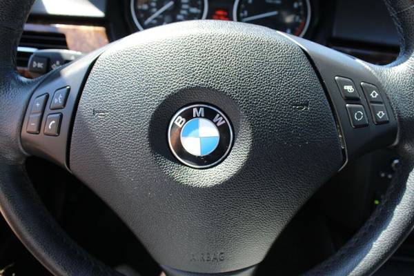 2010 BMW 3 Series 335i xDrive - - by dealer - vehicle for sale in Lynnwood, WA – photo 16