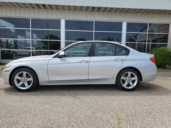 2013 BMW 3-Series 320i xDrive - - by dealer - vehicle for sale in Middleton, WI – photo 4