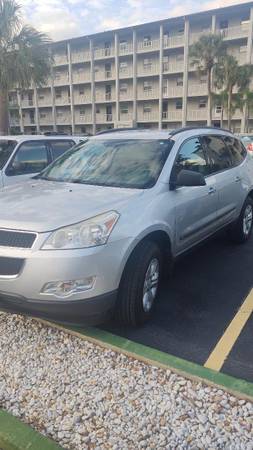 Chevy Traverse - cars & trucks - by owner - vehicle automotive sale for sale in Bradenton, FL – photo 2