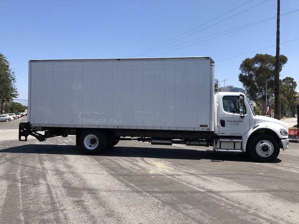 2011 Freightliner M2 106 - 24ft Box Truck w/Lift Gate for 31,500 -... for sale in Los Angeles, CA – photo 3
