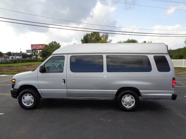 2008 FORD E-250 PASSENGER VAN! 1-OWNER, WHEEL CHAIR ACCESSIBLE!! for sale in PALMYRA, DE – photo 11