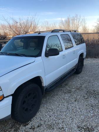 2002 Z71 Chevy Suburban - cars & trucks - by owner - vehicle... for sale in Lake In The Hills, IL – photo 3