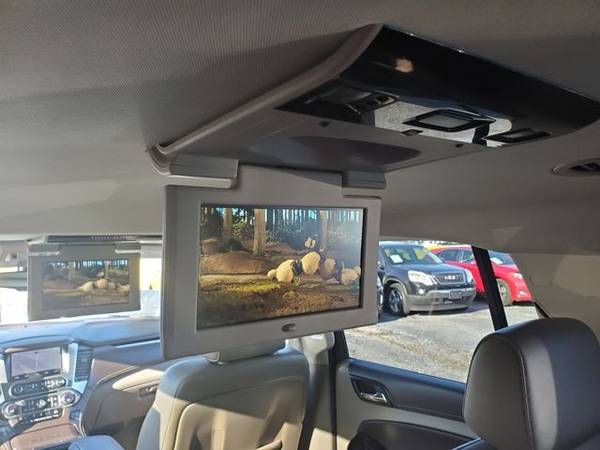 2015 Chevrolet Suburban 4x4 LTZ premium loaded Easy Finance for sale in Lees Summit, MO – photo 9