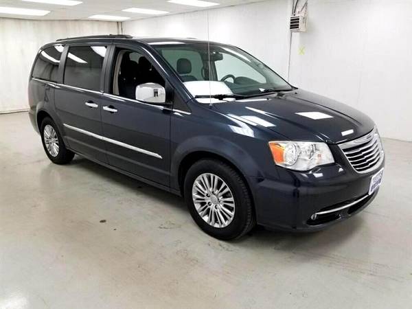 2014 CHRYSLER TOWN AND COUNTRY! LOCAL TRADE! DVD! $500/DN... for sale in Chickasaw, OH – photo 6