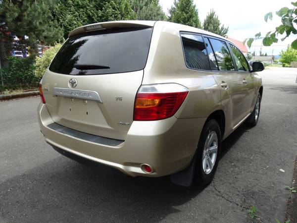 2008 *Toyota* *Highlander 4WD* *Clean Carfax, Local Own for sale in Forest Grove, OR – photo 4