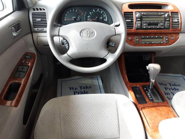 2003 TOYOTA CAMRY - cars & trucks - by dealer - vehicle automotive... for sale in milwaukee, WI – photo 11