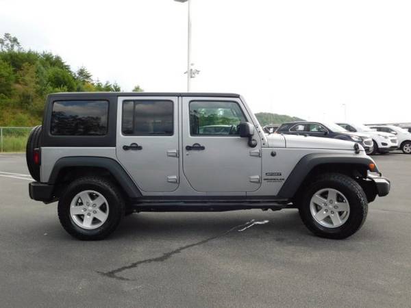 2016 Jeep Wrangler Unlimited Sport 4x4 4WD Four Wheel SKU:GL266142 for sale in Johnson City, NC – photo 5