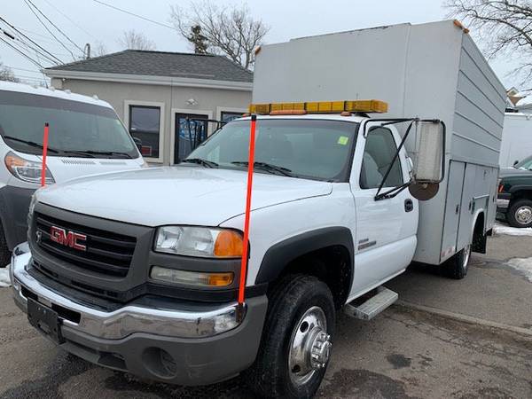 2006 GMC C-3500 ENCLOSED UTILITY SERVICE TRUCK READY F - cars & for sale in Massapequa, CT – photo 4