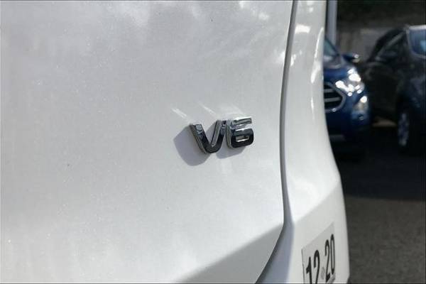 2018 Kia Sorento LX V6 FWD SUV - cars & trucks - by dealer - vehicle... for sale in Honolulu, HI – photo 7