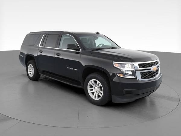 2019 Chevy Chevrolet Suburban LT Sport Utility 4D suv Black -... for sale in Bakersfield, CA – photo 15
