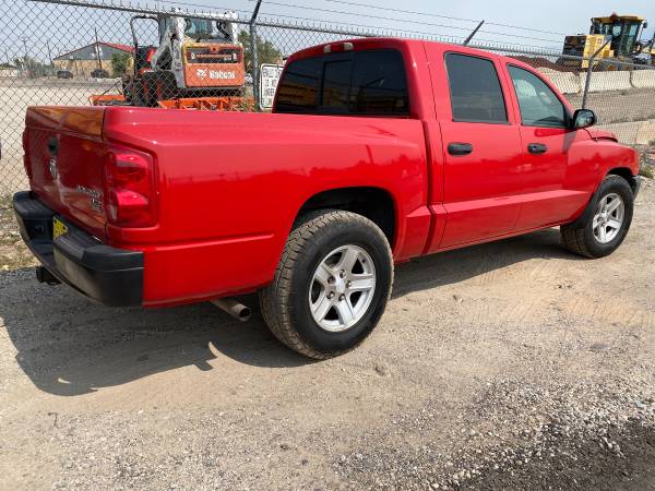 2005 Dodge Dakota Crew Cab 4WD - cars & trucks - by owner - vehicle... for sale in Albuquerque, NM – photo 7