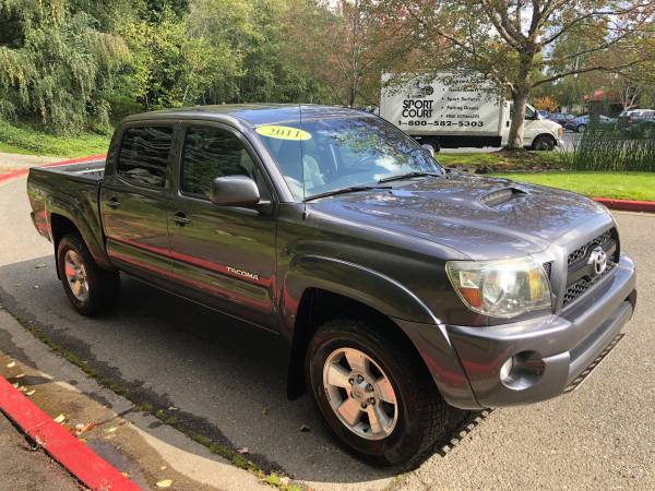 2011 Toyota Tacoma Double Cab SR5 TRD Sport 4WD --1 owner, Clean title for sale in Kirkland, WA – photo 3
